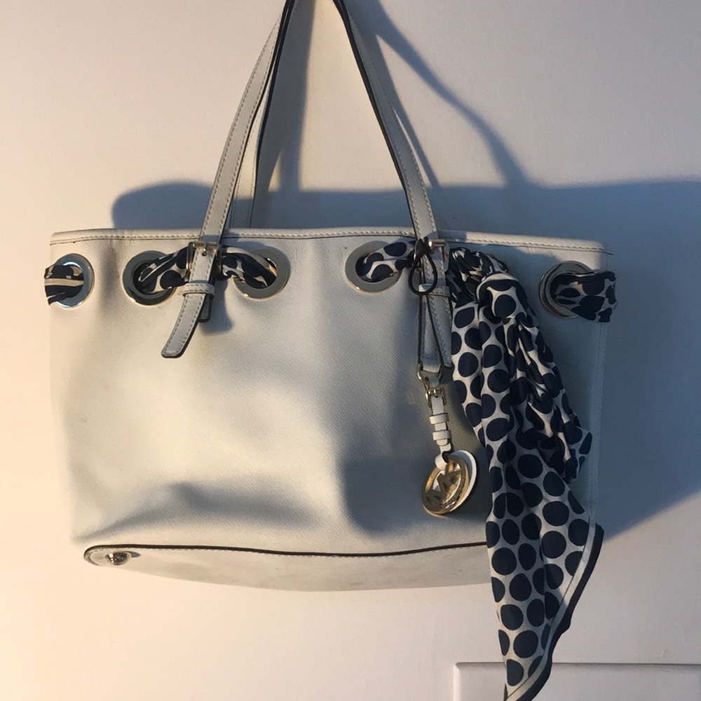 Michael Kors purse